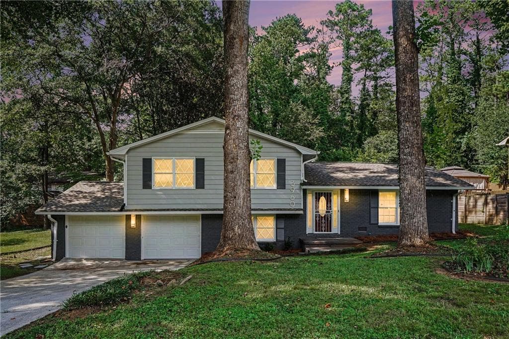 3 bedroom, 3 bathroom, 1,751 sq ft single family residence under contract at 3960 Wedgefield Circle, Decatur, GA 30035 — photo 2