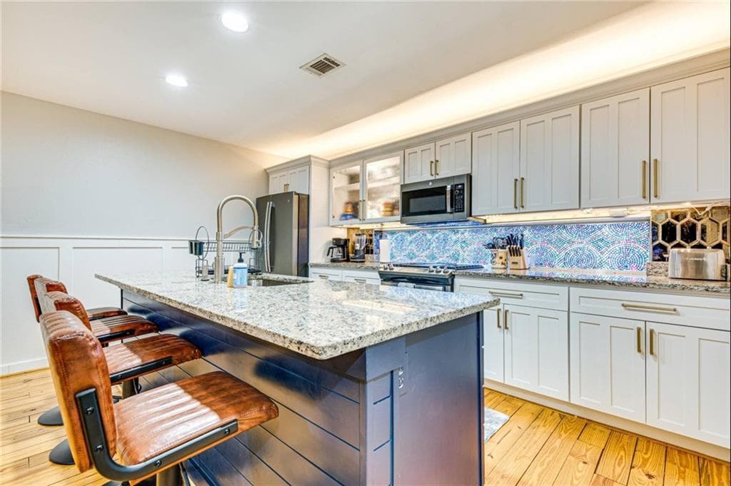 2 bedroom, 2 bathroom, 1,900 sq ft townhouse under contract at 920 Memorial Drive 35, Atlanta, GA 30316 — photo 9
