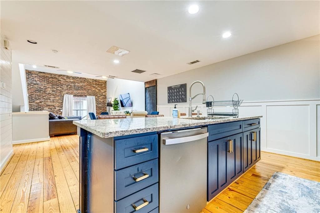 2 bedroom, 2 bathroom, 1,900 sq ft townhouse under contract at 920 Memorial Drive 35, Atlanta, GA 30316 — photo 10