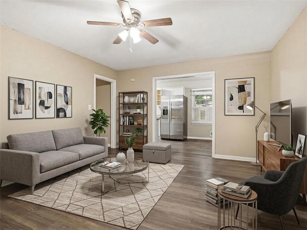 3 bedroom, 1 bathroom, 1,382 sq ft single family residence for sale at 4009 Kirksford Drive, Decatur, GA 30035 — photo 4