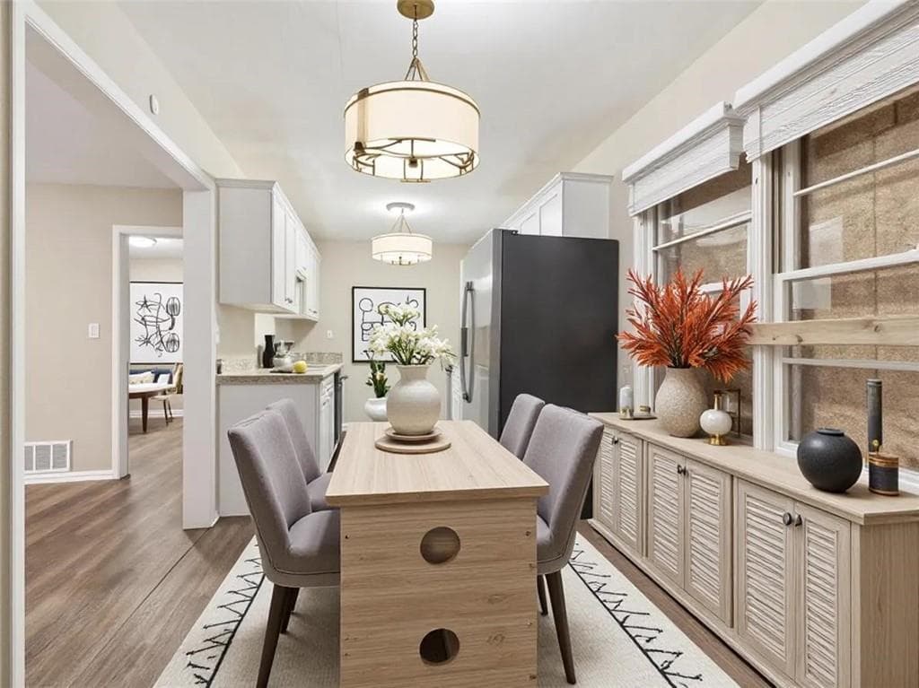 3 bedroom, 1 bathroom, 1,382 sq ft single family residence for sale at 4009 Kirksford Drive, Decatur, GA 30035 — photo 5