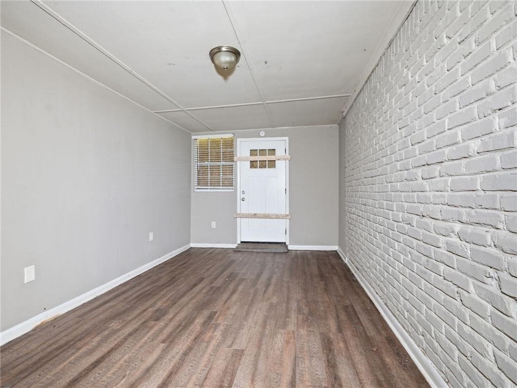 3 bedroom, 1 bathroom, 1,382 sq ft single family residence for sale at 4009 Kirksford Drive, Decatur, GA 30035 — photo 9