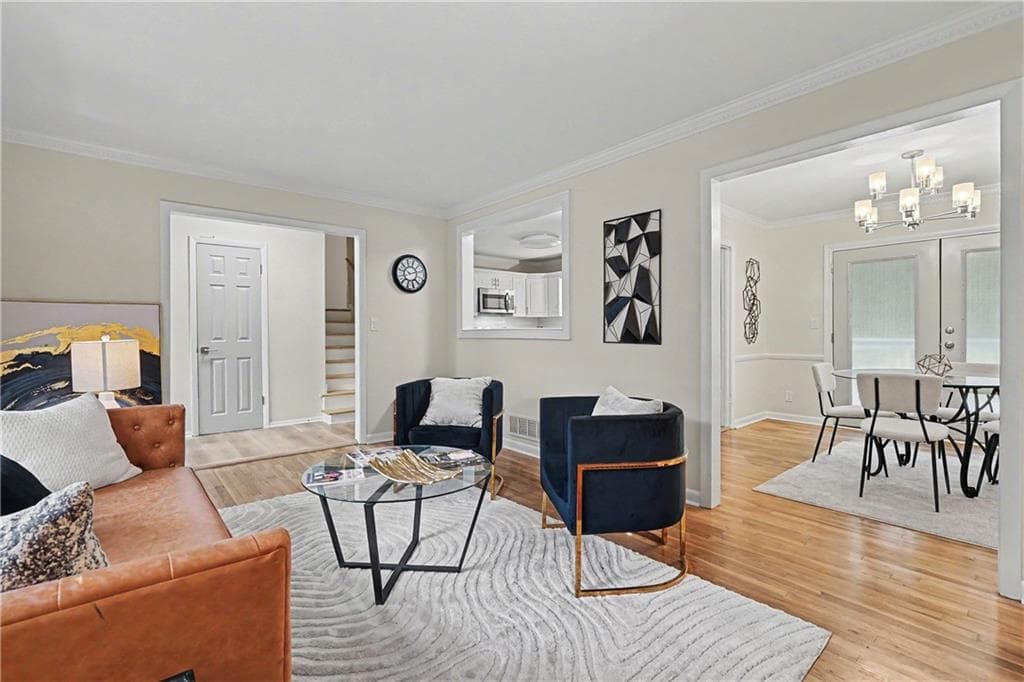 3 bedroom, 3 bathroom, 1,751 sq ft single family residence under contract at 3960 Wedgefield Circle, Decatur, GA 30035 — photo 9