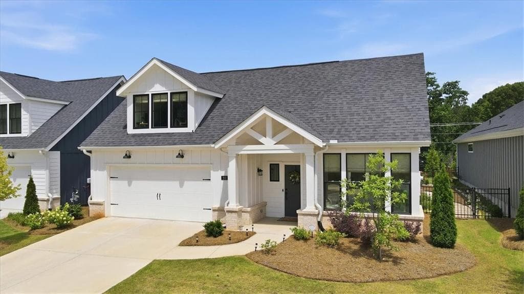 3 bedroom, 3 bathroom, 2,137 sq ft single family residence for sale at 252 Persimmon Drive, Canton, GA 30115 — photo 4