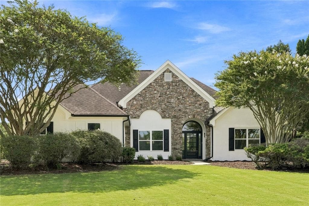 4 bedroom, 2 bathroom, 2,175 sq ft single family residence for sale at 1950 Harvest Way, Loganville, GA 30052 — photo 3
