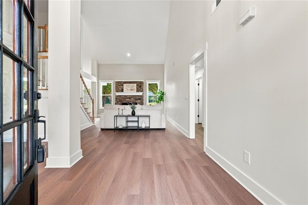 4 bedroom, 2 bathroom, 2,175 sq ft single family residence for sale at 1950 Harvest Way, Loganville, GA 30052 — photo 4