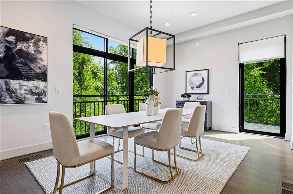 4 bedroom, 5 bathroom, 3,163 sq ft townhouse for sale at 914 Lenox Boulevard, Atlanta, GA 30324 — photo 10