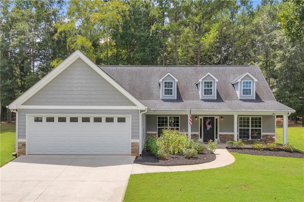 3 bedroom, 2 bathroom, 1,836 sq ft single family residence for sale at 388 Belmont Park Drive, Commerce, GA 30529