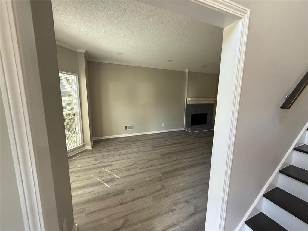 6 bedroom, 4 bathroom, 4,146 sq ft single family residence for sale at 2781 Jen Chris Drive, Snellville, GA 30039 — photo 7