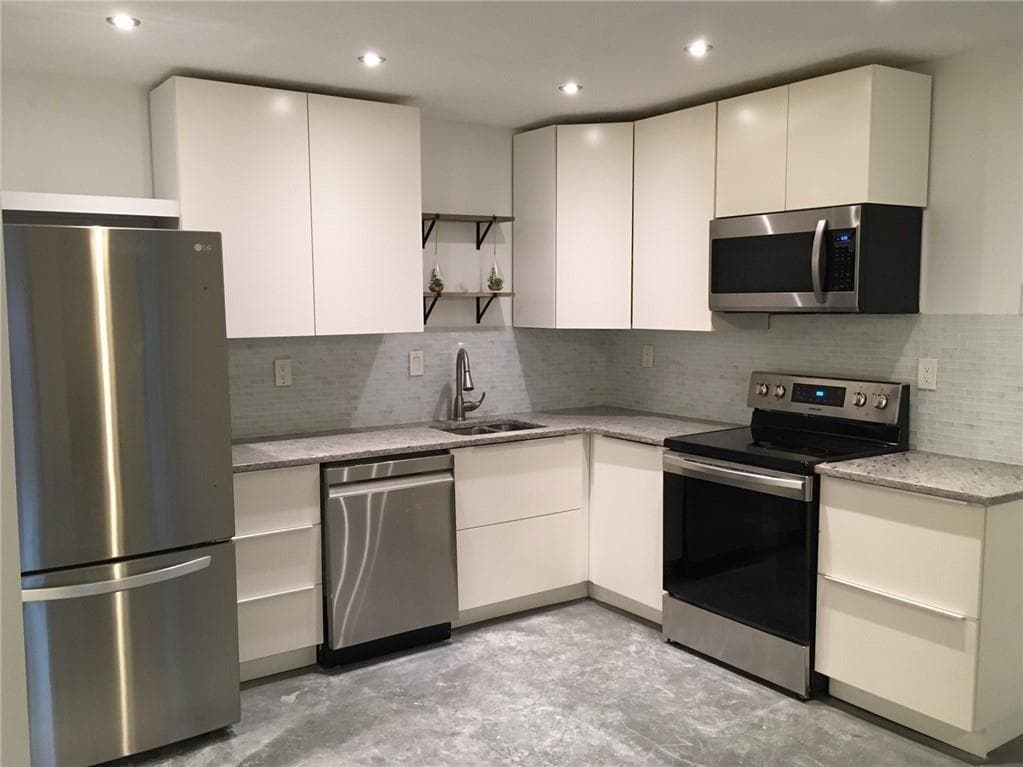 1 bedroom, 1 bathroom, 600 sq ft condominium for sale at 917 Dunbar Drive, Dunwoody, GA 30338 — photo 10