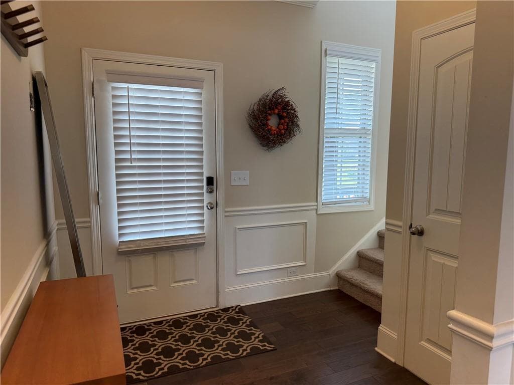4 bedroom, 3 bathroom, 2,352 sq ft single family residence for sale at 4240 Pembia Drive, Cumming, GA 30028 — photo 2