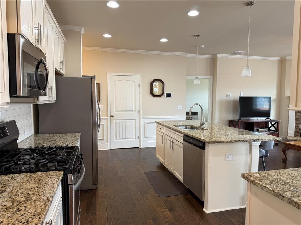 4 bedroom, 3 bathroom, 2,352 sq ft single family residence for sale at 4240 Pembia Drive, Cumming, GA 30028 — photo 9