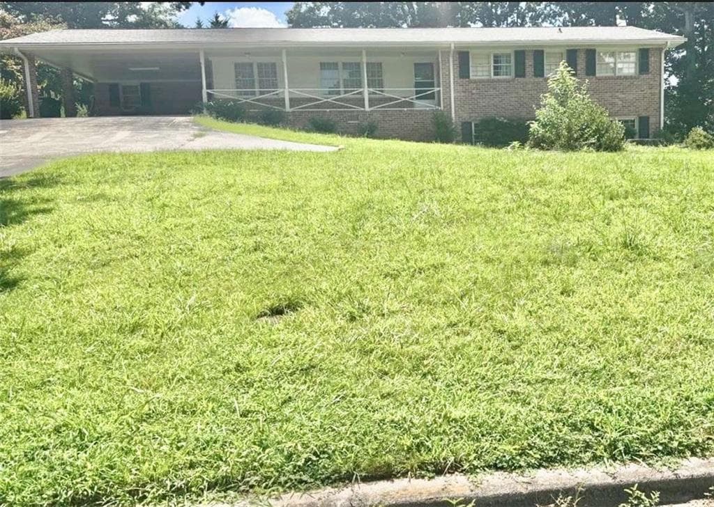 3 bedroom, 2 bathroom, 1,737 sq ft single family residence for sale at 2027 Kensington High Street, Lilburn, GA 30047 — photo 2