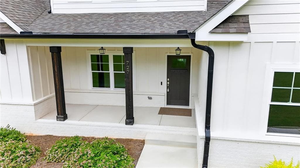 5 bedroom, 4 bathroom, 3,324 sq ft single family residence for rent at 727 Old Collins Road, Hoschton, GA 30548 for $4,500 a month — photo 9