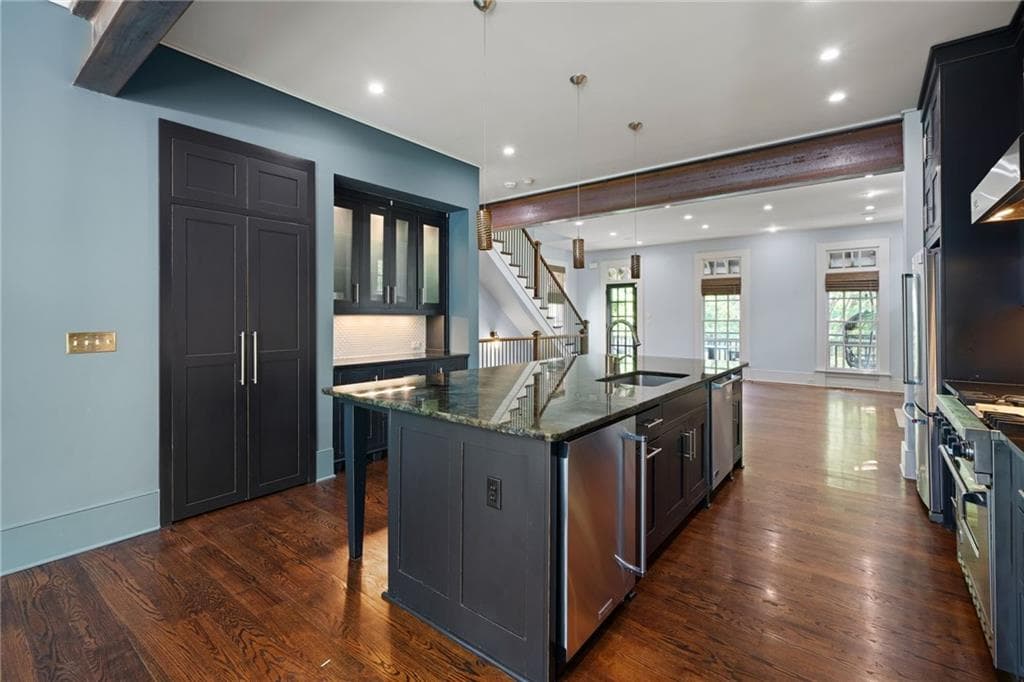 3 bedroom, 4 bathroom, 2,800 sq ft single family residence under contract at 890 Glenwood Park Drive, Atlanta, GA 30316 — photo 6