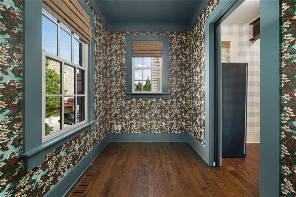 3 bedroom, 4 bathroom, 2,800 sq ft single family residence under contract at 890 Glenwood Park Drive, Atlanta, GA 30316 — photo 9