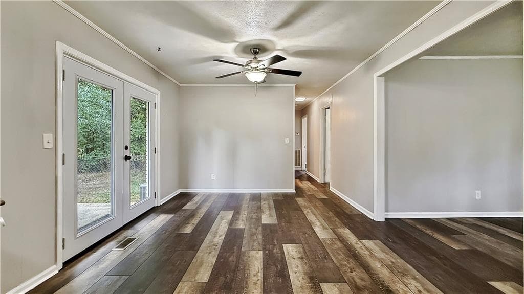 3 bedroom, 2 bathroom, 1,159 sq ft single family residence for sale at 552 Everett Springs Road, Calhoun, GA 30701 — photo 8
