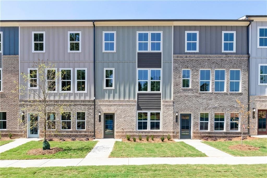 3 bedroom, 4 bathroom, 2,113 sq ft townhouse for rent at 517 Hardy Drive, Acworth, GA 30102 for $2,300 a month — photo 2