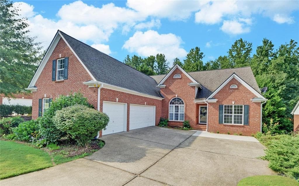 5 bedroom, 4 bathroom, 3,450 sq ft home for sale at 94 Bent Ridge Drive, Dawsonville, GA