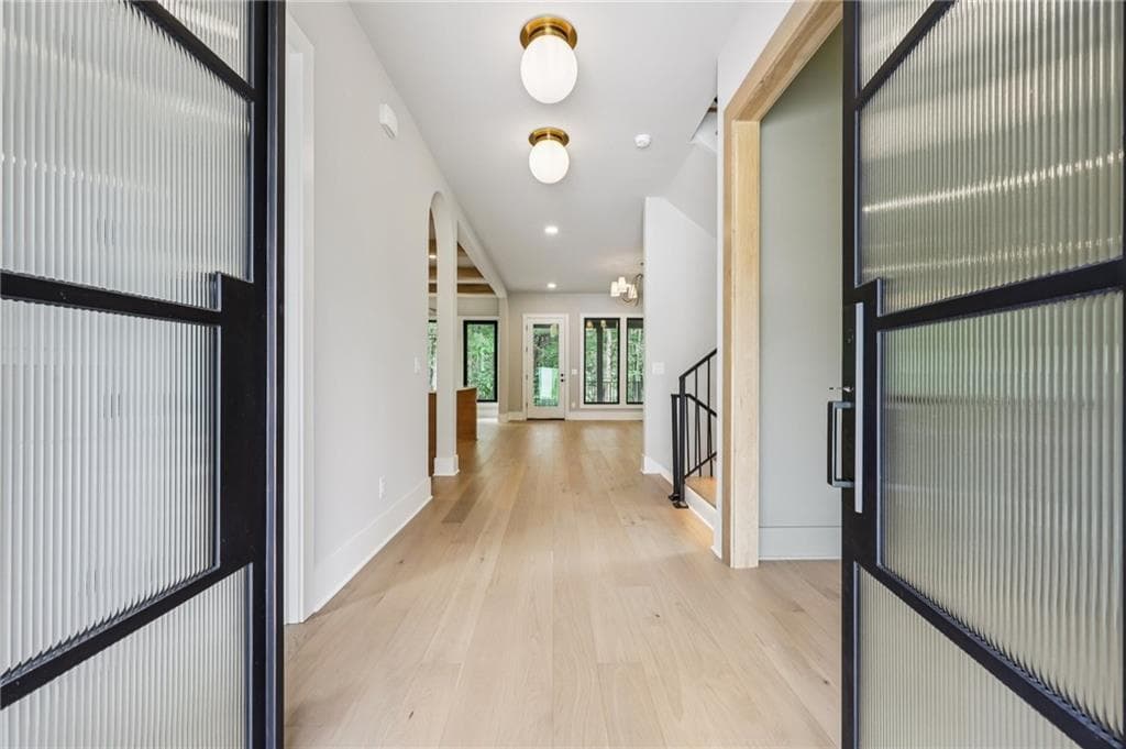 4 bedroom, 5 bathroom, 4,100 sq ft single family residence for sale at 4045 Merritt Drive, Cumming, GA 30041 — photo 6
