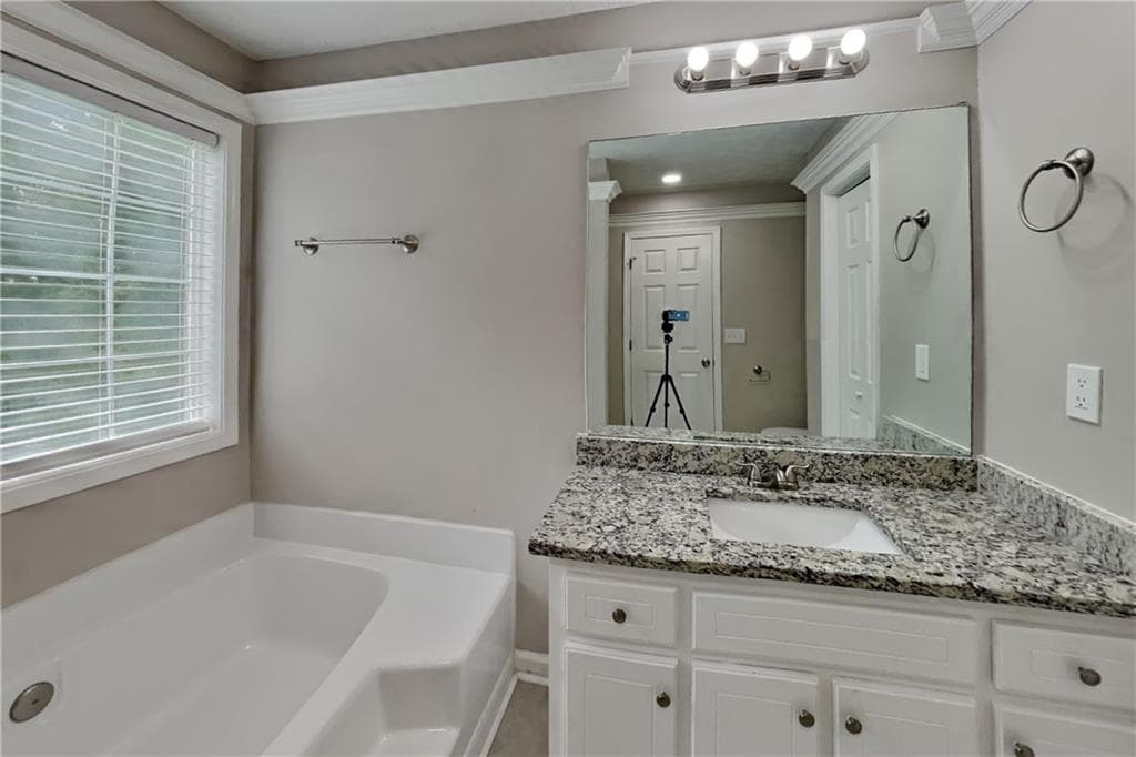 3 bedroom, 3 bathroom, 1,716 sq ft single family residence for rent at 5333 Highpoint Road, Flowery Branch, GA 30542 for $2,100 a month — photo 7