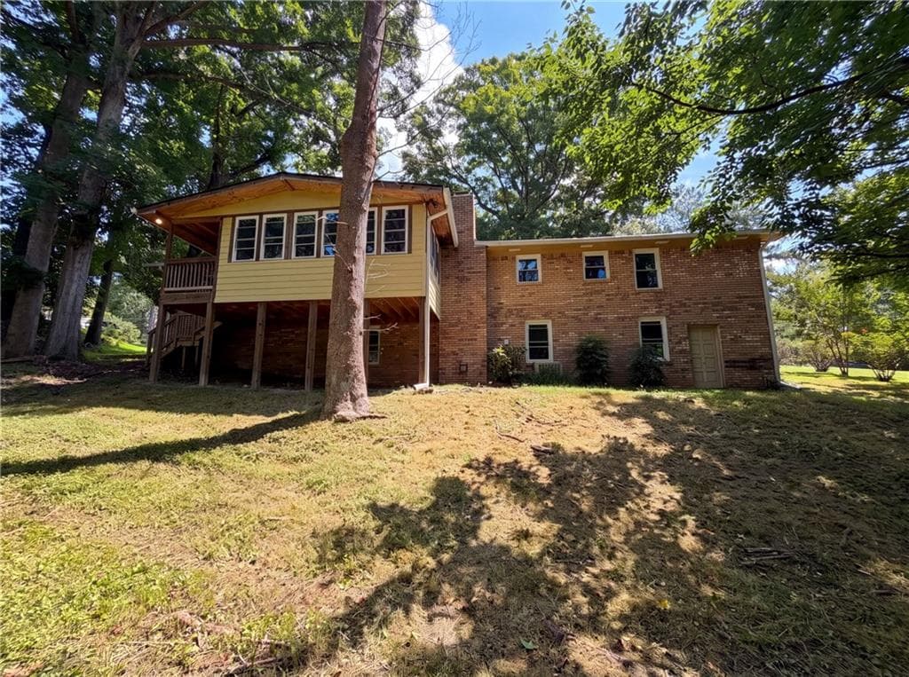 3 bedroom, 2 bathroom, 2,673 sq ft single family residence for sale at 1653 E Kellogg Circle, Douglasville, GA 30134 — photo 5
