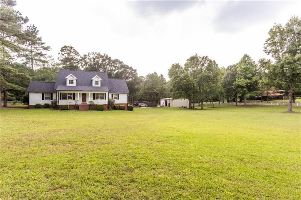 6 bedroom, 4 bathroom single family residence for sale at 3260 N Sharon Church Road, Loganville, GA 30052 — photo 7