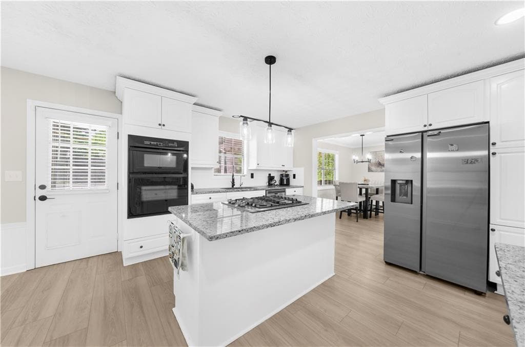3 bedroom, 3 bathroom, 1,745 sq ft single family residence for sale at 976 Walnut Drive, Lawrenceville, GA 30044 — photo 5