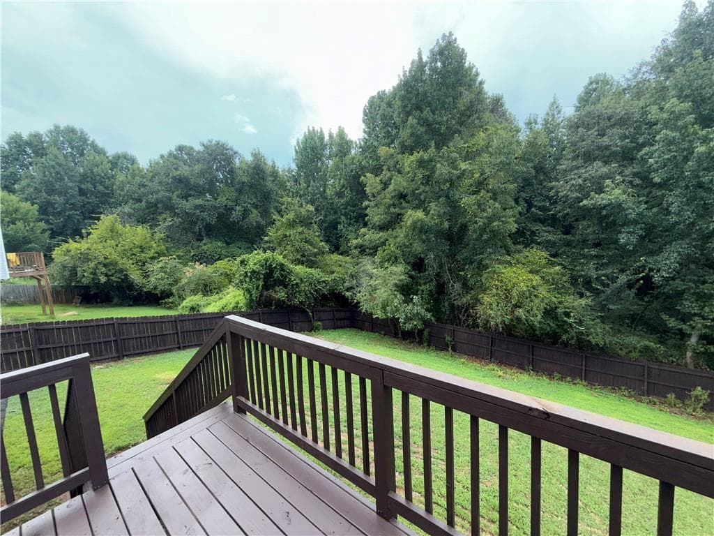 4 bedroom, 3 bathroom, 1,821 sq ft single family residence for sale at 1870 Neighborhood Walk, Mcdonough, GA 30252 — photo 5