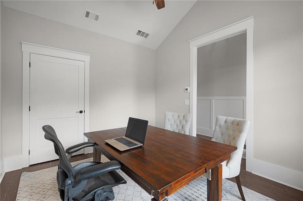 3 bedroom, 3 bathroom, 2,368 sq ft townhouse for sale at 54 Villa Vista 7, Jasper, GA 30148 — photo 5