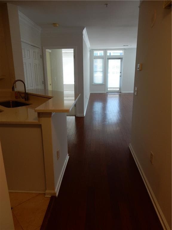2 bedroom, 2 bathroom, 1,424 sq ft condominium for sale at 3334 Peachtree Road 1203, Atlanta, GA 30326 — photo 5