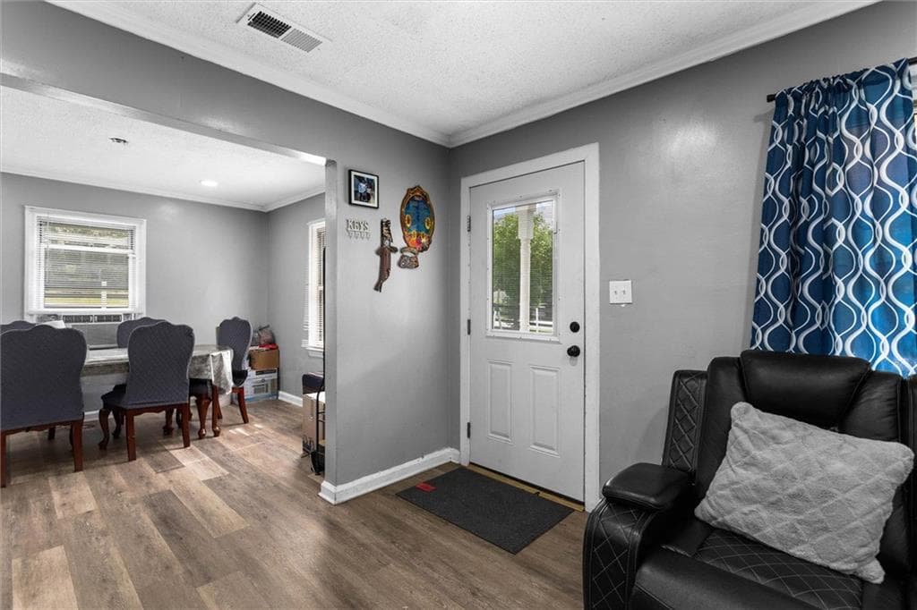 4 bedroom, 3 bathroom, 1,942 sq ft single family residence for sale at 2 Lafayette Drive, Columbus, GA 31903 — photo 5