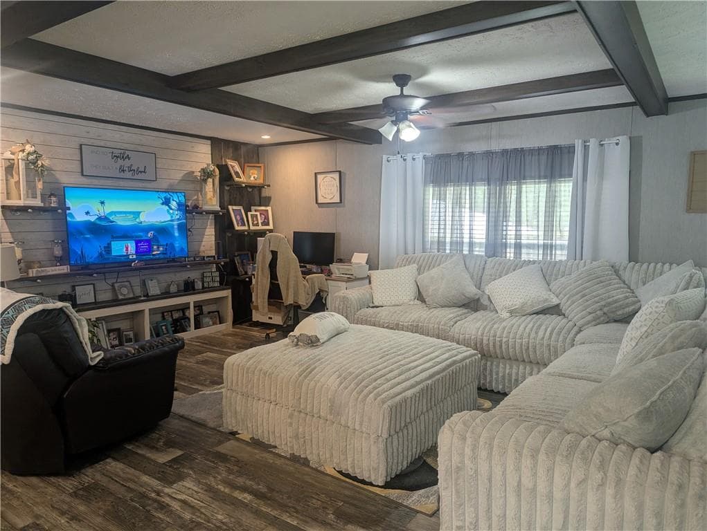 3 bedroom, 2 bathroom, 1,892 sq ft single family residence for sale at 130 Kathy Lane, Temple, GA 30179 — photo 5