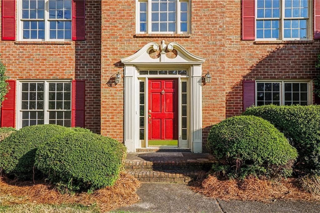 4 bedroom, 3 bathroom, 2,772 sq ft single family residence under contract at 2350 Montrose Place, Snellville, GA 30078 — photo 6
