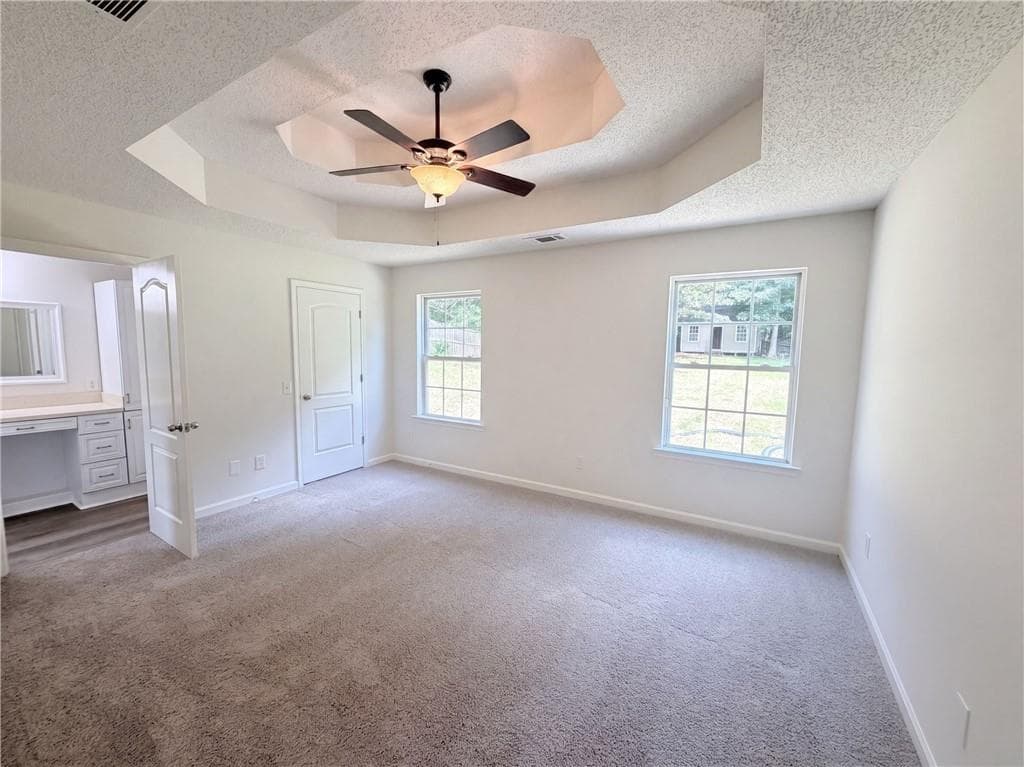 3 bedroom, 2 bathroom, 1,533 sq ft single family residence for sale at 2506 Marixa Drive, Statham, GA 30666 — photo 4