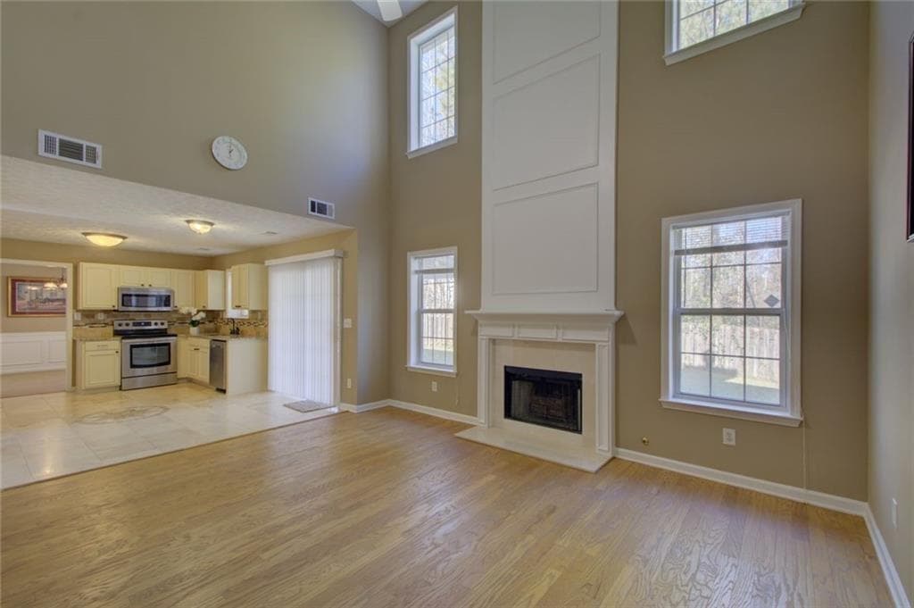 3 bedroom, 3 bathroom, 2,119 sq ft single family residence for rent at 2820 Northcliff Drive, Suwanee, GA 30024 for $2,400 a month — photo 5