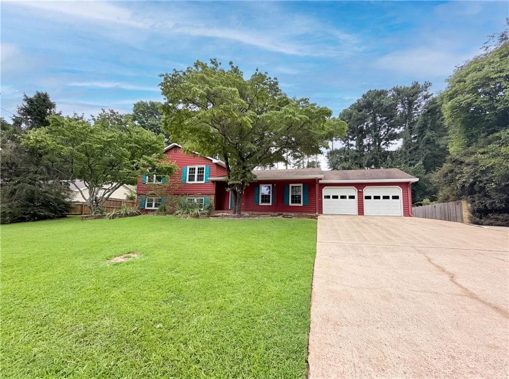 4 bedroom, 2 bathroom, 2,080 sq ft single family residence sold at 1731 Sundale Drive, Lawrenceville, GA 30046