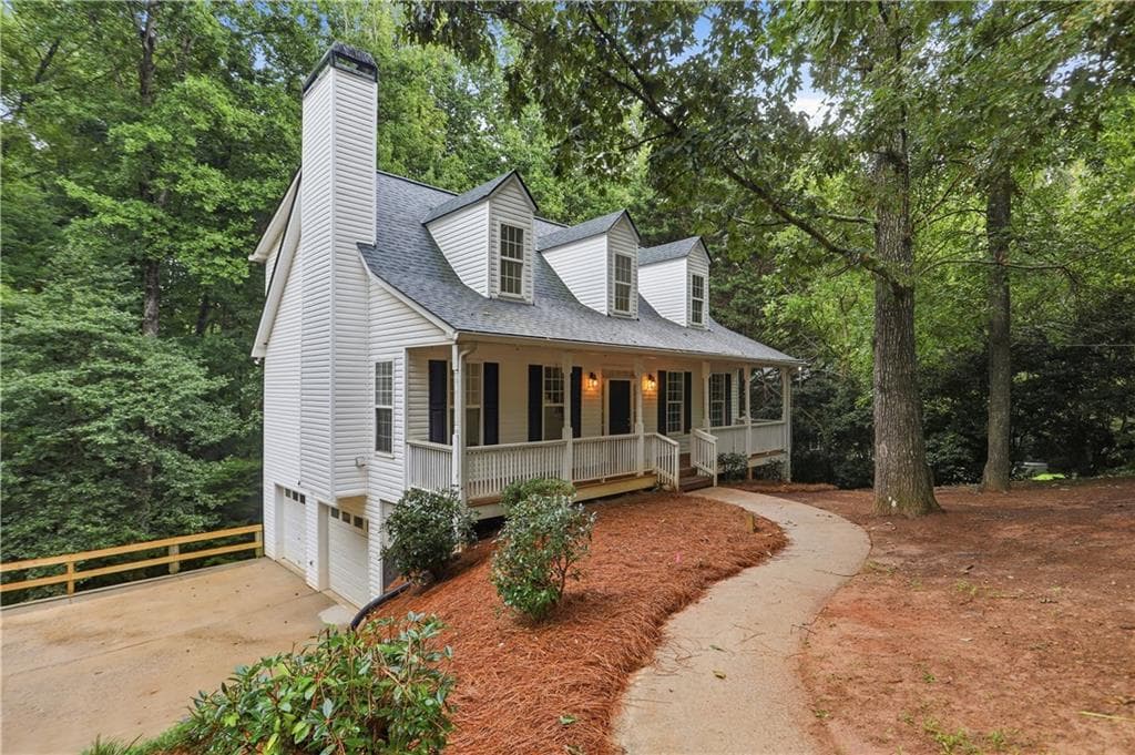 3 bedroom, 3 bathroom, 2,196 sq ft single family residence for sale at 10283 Freehome Highway, Canton, GA 30115 — photo 2
