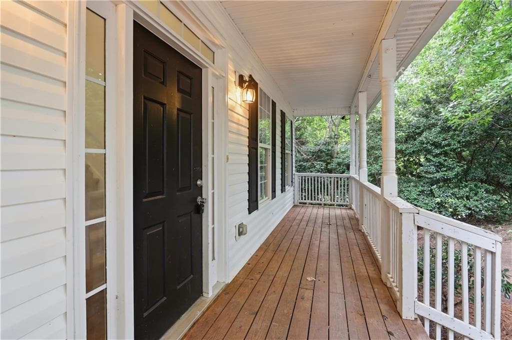 3 bedroom, 3 bathroom, 2,196 sq ft single family residence for sale at 10283 Freehome Highway, Canton, GA 30115 — photo 4