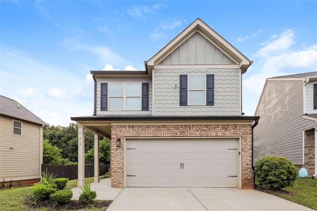 4 bedroom, 3 bathroom, 2,000 sq ft single family residence for sale at 217 Magnaview Drive, Mcdonough, GA 30253 — photo 1 of 23