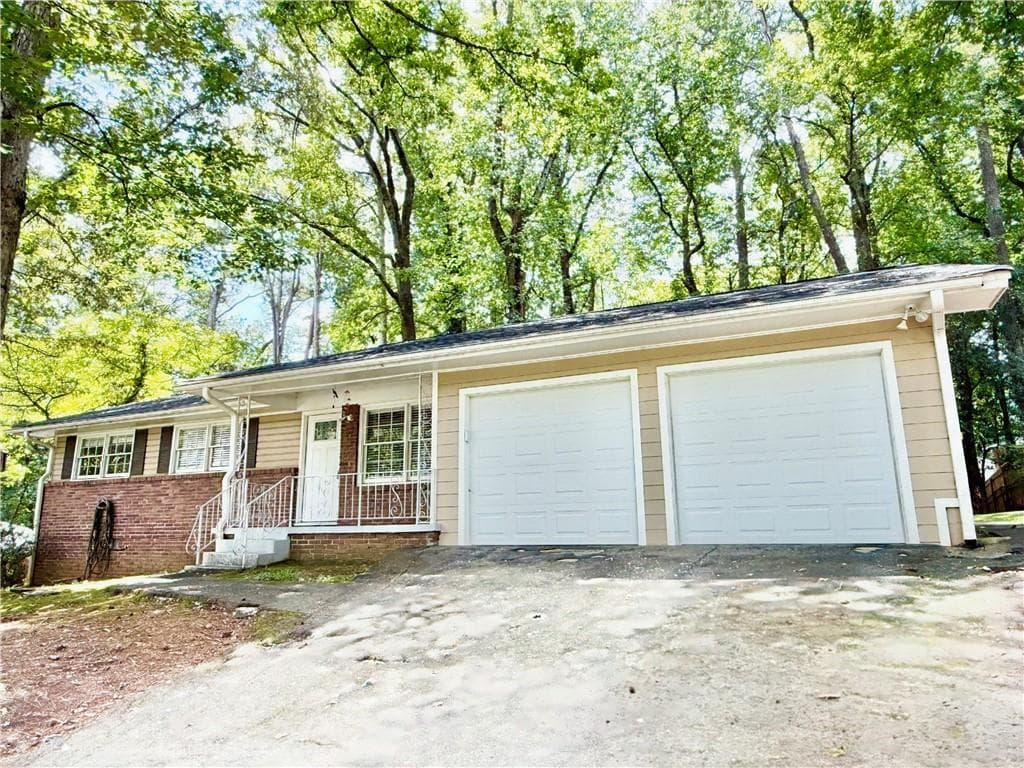 4 bedroom, 3 bathroom, 1,827 sq ft single family residence for rent at 3463 Canadian Way, Tucker, GA 30084 for $2,500 a month — photo 1 of 32