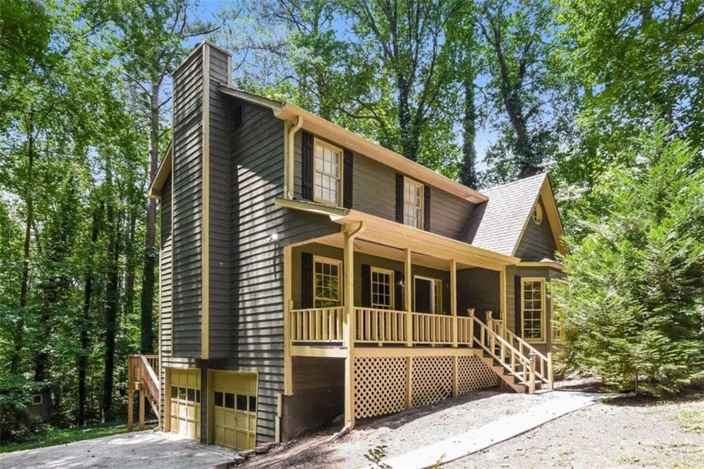 3 bedroom, 3 bathroom, 1,604 sq ft single family residence for sale at 3801 Stonewall Drive, Kennesaw, GA 30152 — photo 2