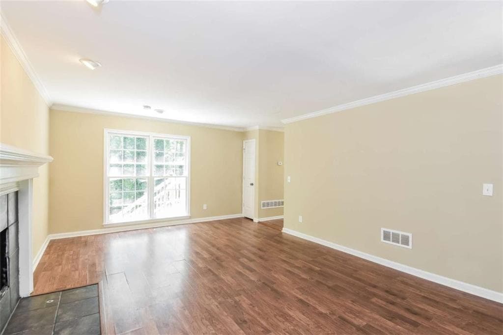 3 bedroom, 3 bathroom, 1,604 sq ft single family residence for sale at 3801 Stonewall Drive, Kennesaw, GA 30152 — photo 8