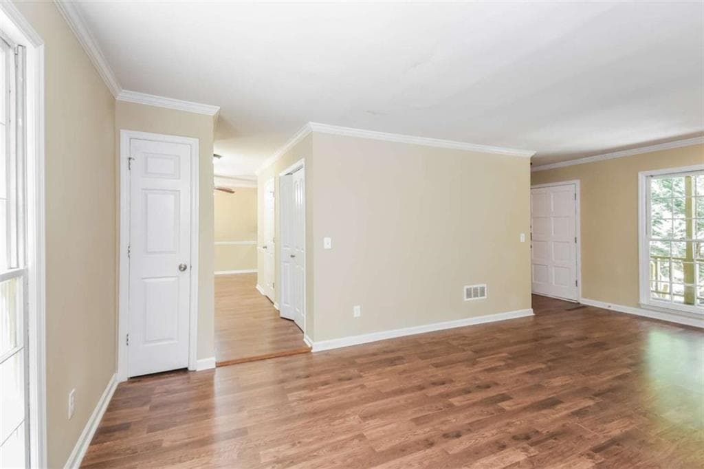 3 bedroom, 3 bathroom, 1,604 sq ft single family residence for sale at 3801 Stonewall Drive, Kennesaw, GA 30152 — photo 6