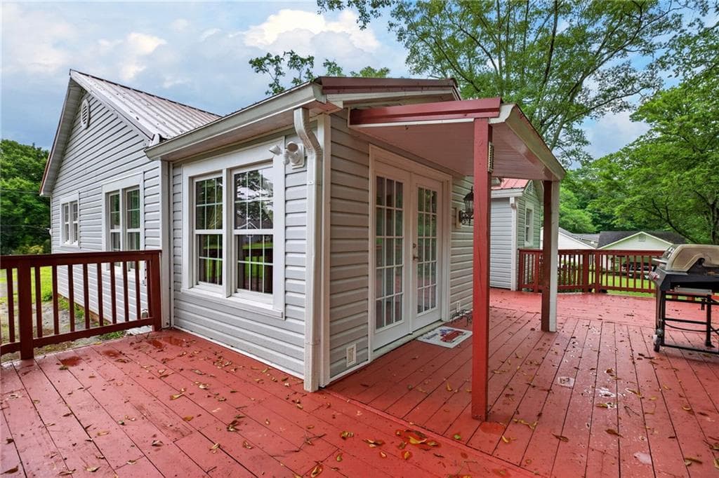 3 bedroom, 1 bathroom, 1,428 sq ft single family residence for sale at 16 Garrett Avenue, Bremen, GA 30110 — photo 4