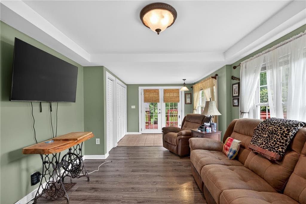 3 bedroom, 1 bathroom, 1,428 sq ft single family residence for sale at 16 Garrett Avenue, Bremen, GA 30110 — photo 8
