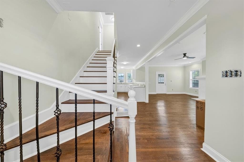 3 bedroom, 4 bathroom, 2,943 sq ft single family residence for sale at 1420 Donnelly Avenue, Atlanta, GA 30310 — photo 7