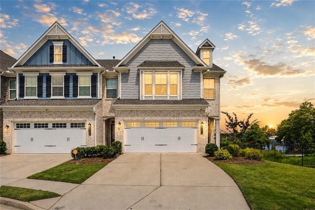 3 bedroom, 3 bathroom, 1,884 sq ft townhouse for sale at 6458 Lanier Harbor Landing, Buford, GA 30518