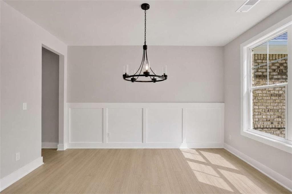 5 bedroom, 3 bathroom, 2,805 sq ft single family residence for sale at 112 Patillo Manor, Stockbridge, GA 30281 — photo 6