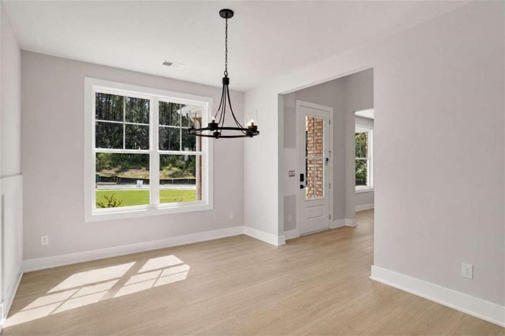5 bedroom, 3 bathroom, 2,805 sq ft single family residence for sale at 112 Patillo Manor, Stockbridge, GA 30281 — photo 7